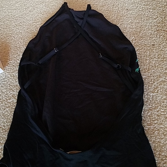 H&M crane black one piece, cross back straps - Picture 3 of 4